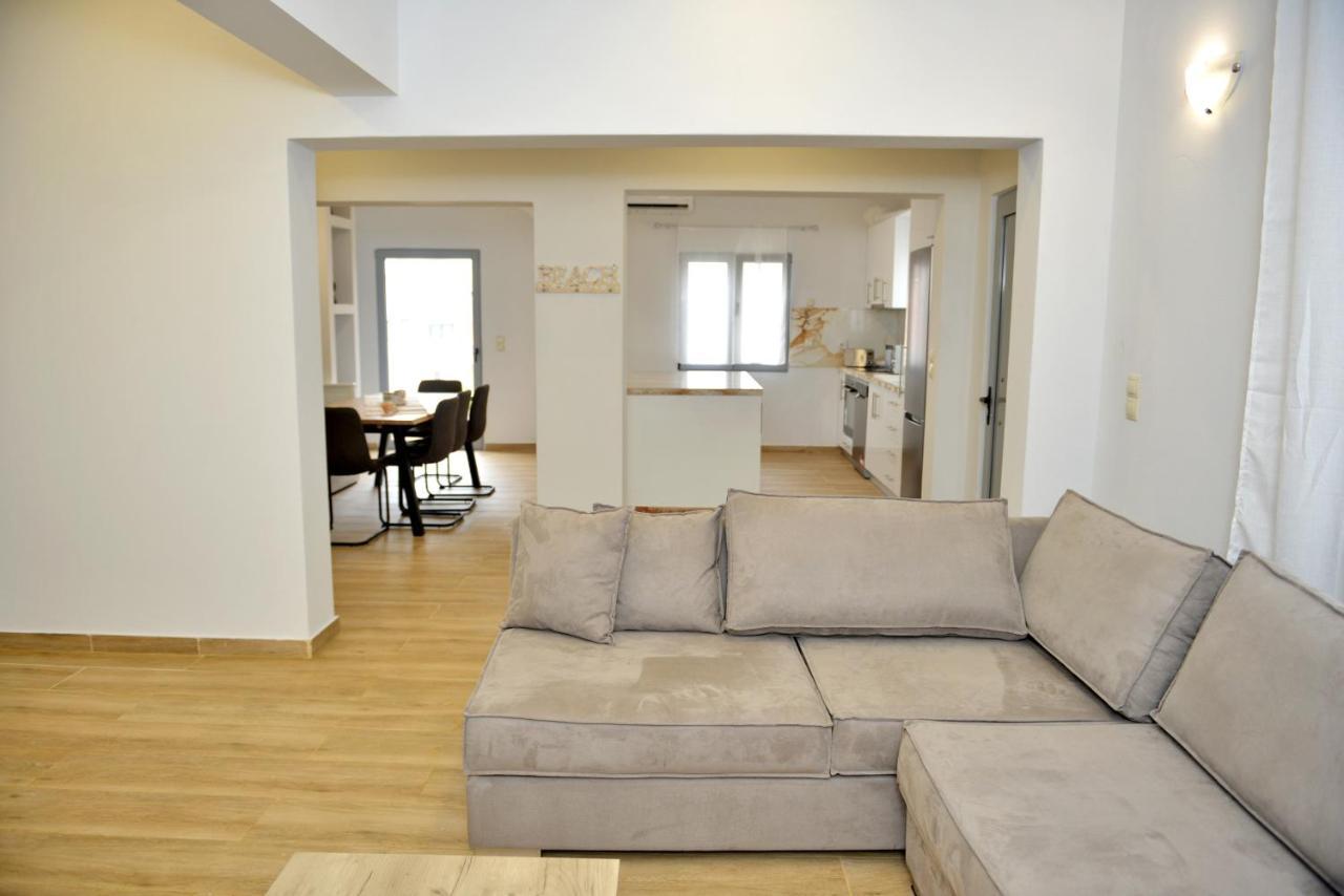 Exquisite 4-Bedroom Prestige Apartment Rhodes City Екстер'єр фото