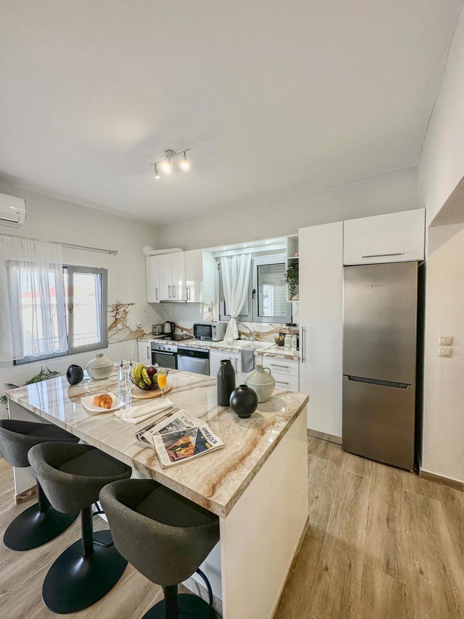 Exquisite 4-Bedroom Prestige Apartment Rhodes City Екстер'єр фото